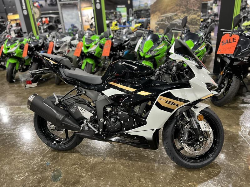 New 2026 Kawasaki NINJA ZX-6R Image 4