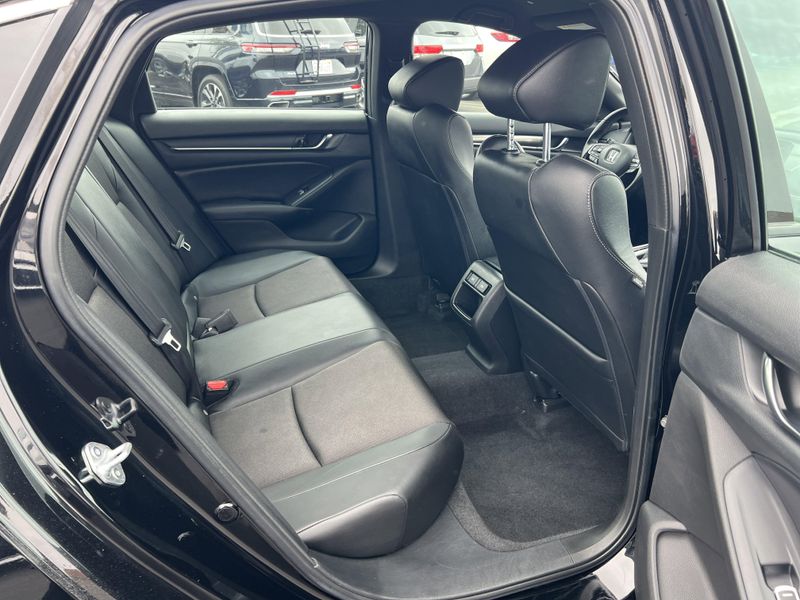 Used 2022 Honda Accord Sedan SportImage 31