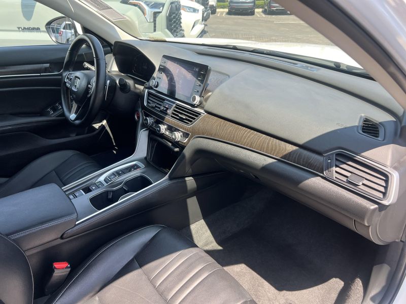 Used 2022 Honda Accord Hybrid EX-LImage 29