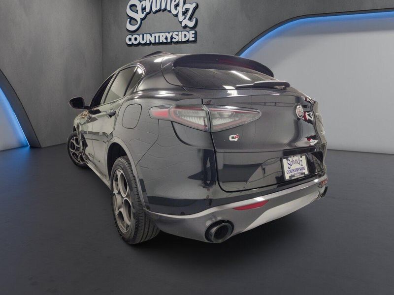 Used 2024 Alfa Romeo Stelvio Ti AWD w/Sunroof & NavImage 12