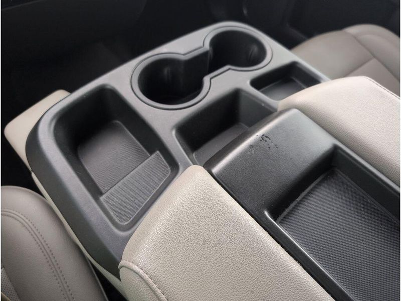 Used 2025 GMC Sierra 1500 SLTImage 23