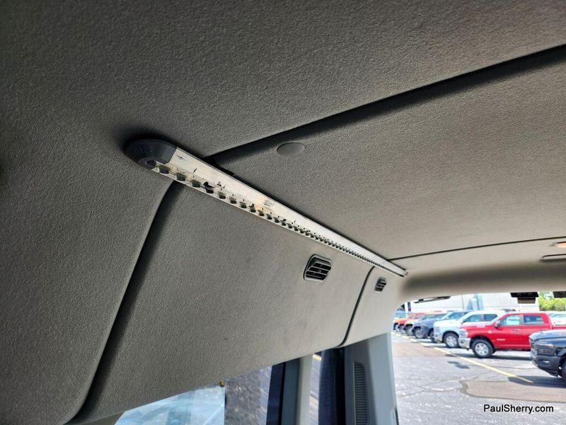 2020 Ford Transit XL photo 22