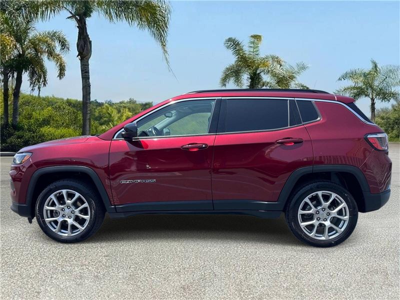 Used 2022 Jeep Compass Latitude Lux