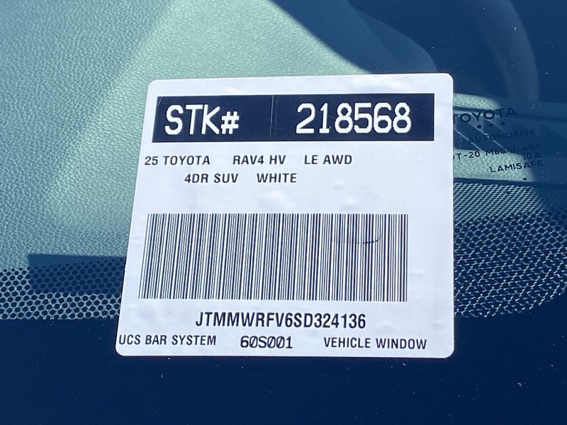 New 2025 Toyota RAV4 Hybrid LEImage 20