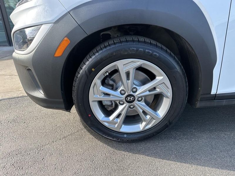 2023 Hyundai Kona SELImage 11