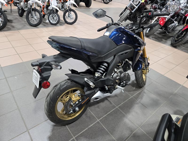 2023 Kawasaki Z125 PRO BASEImage 5