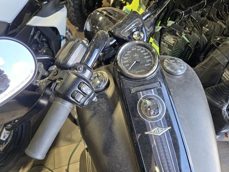 USED 2020 HARLEY ROAD KING SPECIAL Image 8