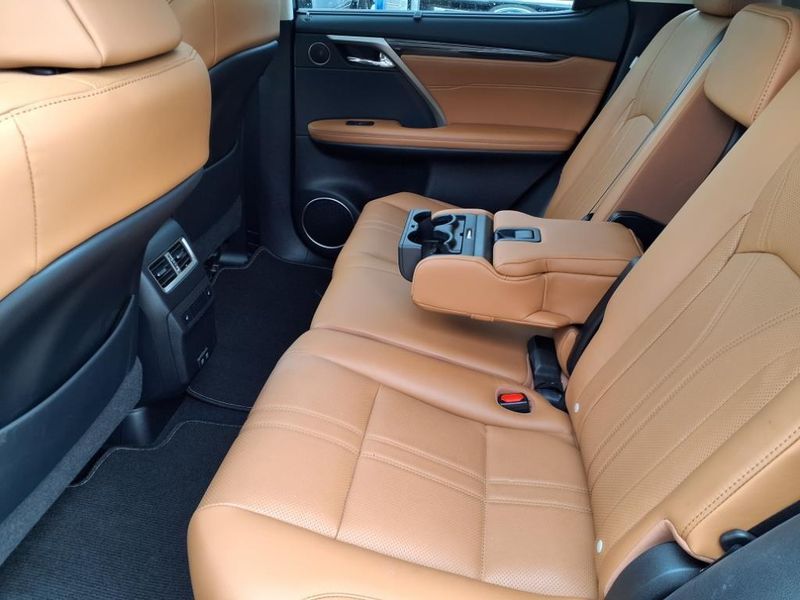 2021 Lexus RX 350Image 19