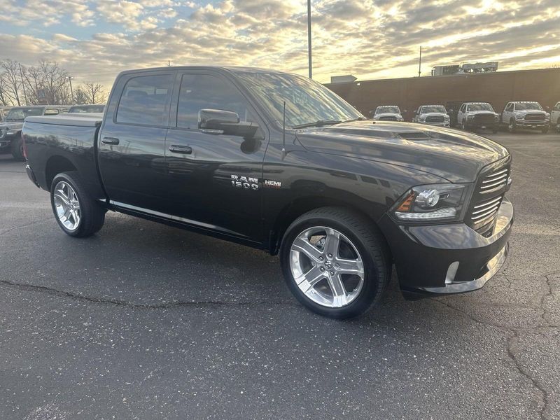 2016 RAM 1500 SportImage 4