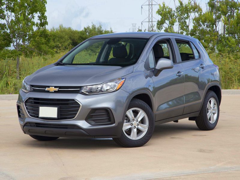 2022 Chevrolet Trax LSImage 1