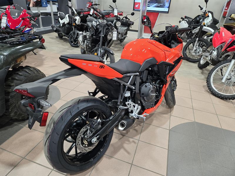 NEW 2026 SUZUKI GSX8R Image 6