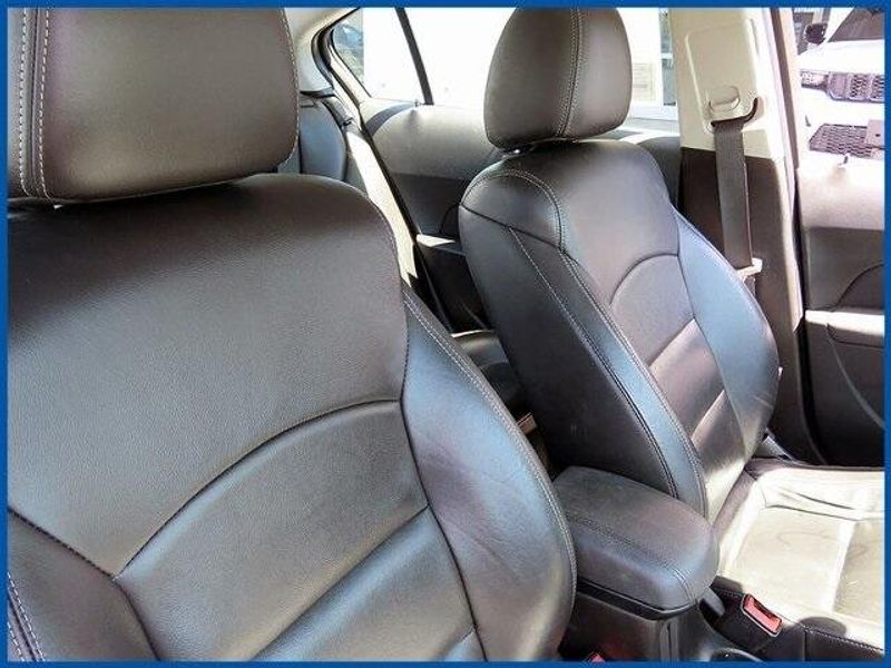 2013 Chevrolet Cruze 2LTImage 9