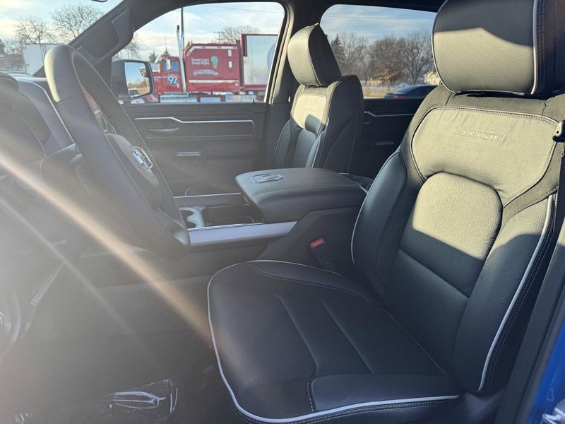 2025 RAM 1500 LaramieImage 10