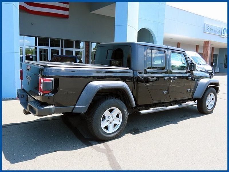 2020 Jeep Gladiator SportImage 6