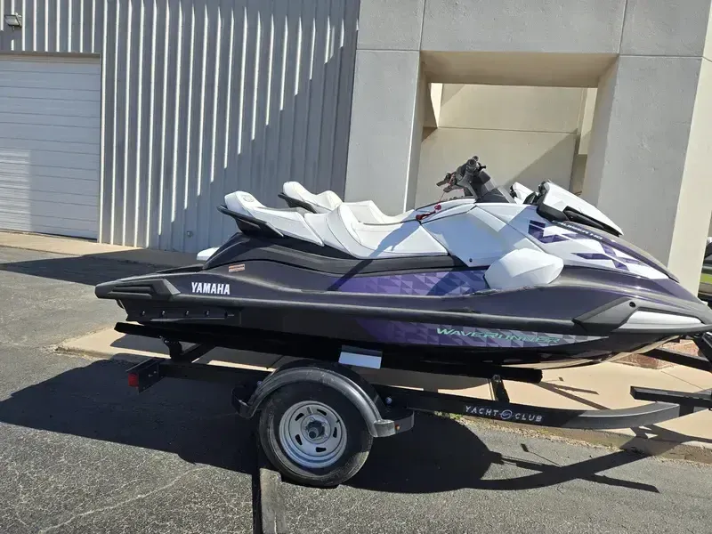 NEW 2026 YAMAHA VX CRUISER HO WITH AUDIO Image 2