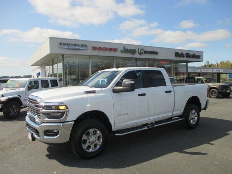 2025 RAM 2500 Big Horn Crew Cab 4x4 6