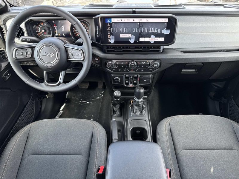 New 2026 Jeep Gladiator Sport S 4x4