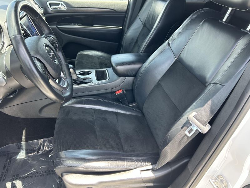 Used 2018 Jeep Grand Cherokee AltitudeImage 17