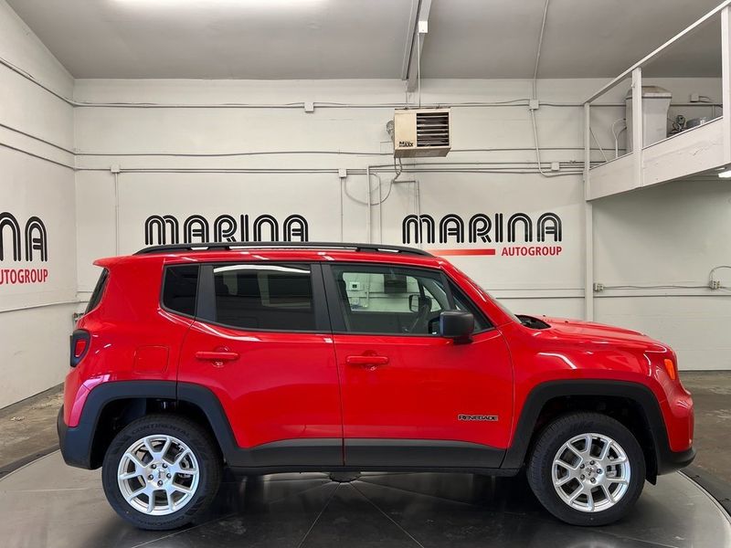 2023 Jeep Renegade Latitude 4x4 in a Colorado Red Clear Coat exterior color and Blackinterior. Marina Chrysler Dodge Jeep RAM (855) 616-8084 marinadodgeny.com 