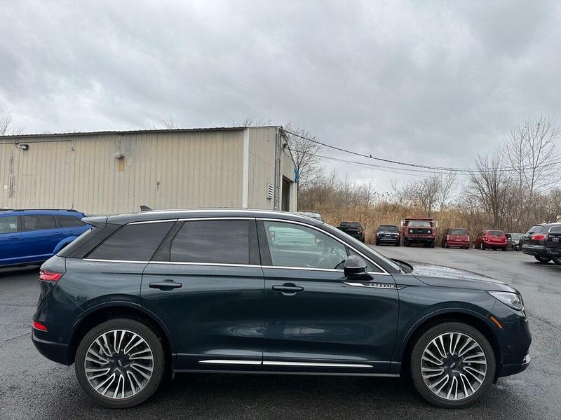 2021 Lincoln Corsair ReserveImage 13