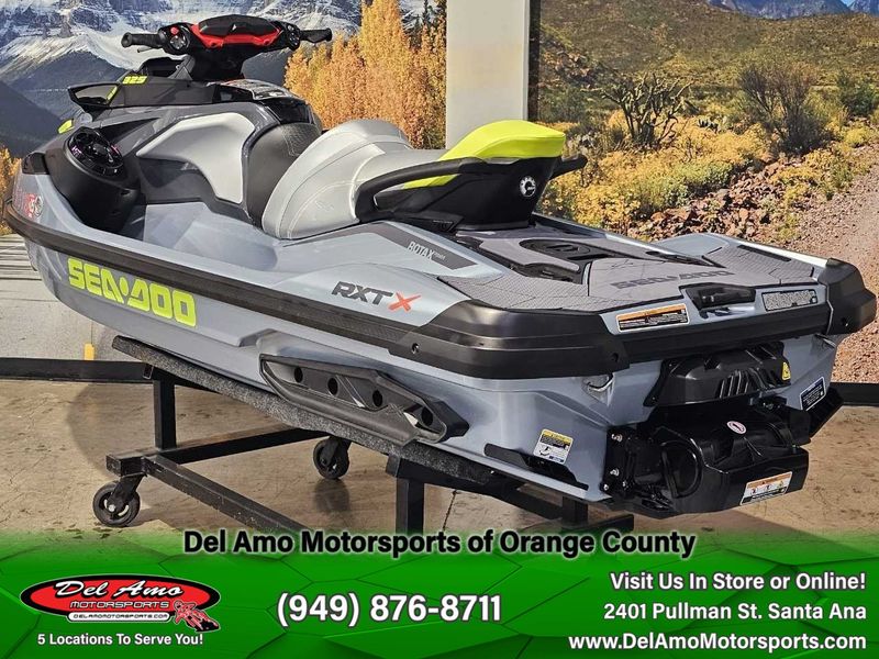 2024 Sea-Doo RXT-X 325 (SOUND SYSTEM) Image 7