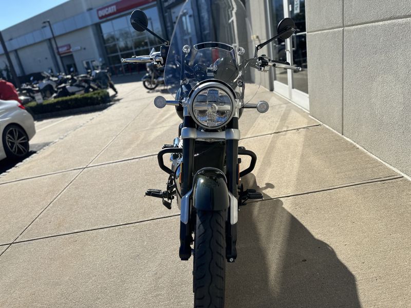 2023 Royal Enfield SUPER METEOR 650  in a ASTRAL GREEN exterior color. Cross Country Powersports 732-491-2900 crosscountrypowersports.com 
