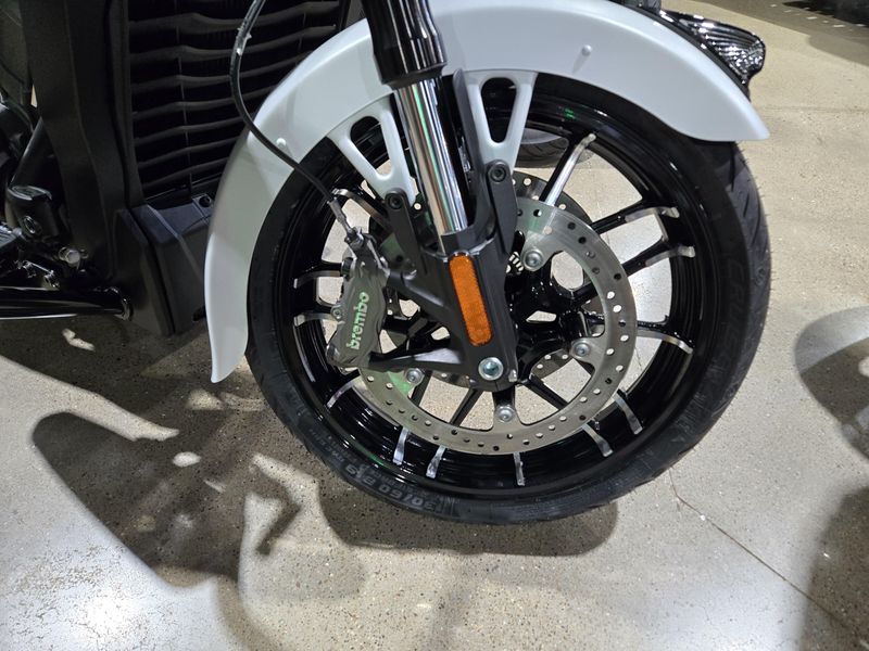 NEW 2025 INDIAN MOTORCYCLE CHIEFTAIN POWERPLUS DARK HORSE 112 RA Image 22