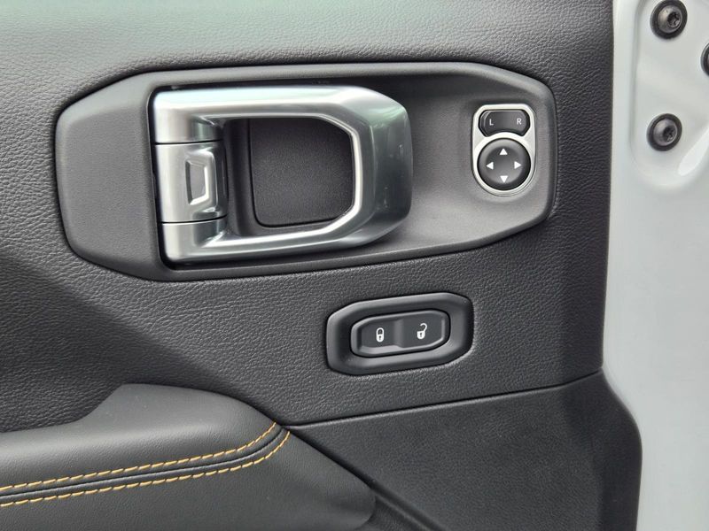 New 2025 Jeep Wrangler 4-door Sahara