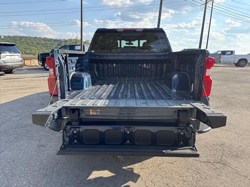 2021 Chevrolet Silverado 1500 LT photo 10