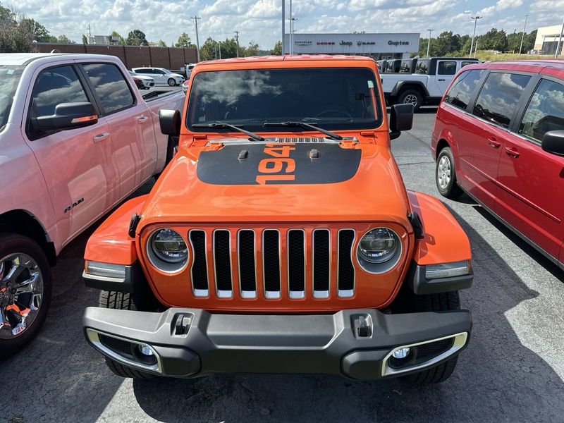 2018 Jeep Wrangler Unlimited SaharaImage 2