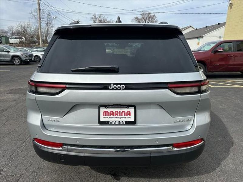 2025 Jeep Grand Cherokee Limited 4x4Image 9