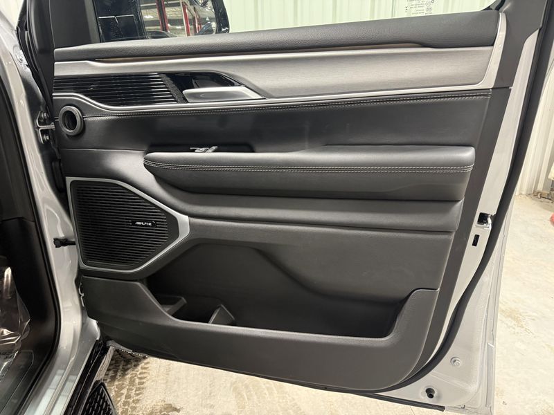 2026 Jeep Grand Wagoneer L 4x4Image 12