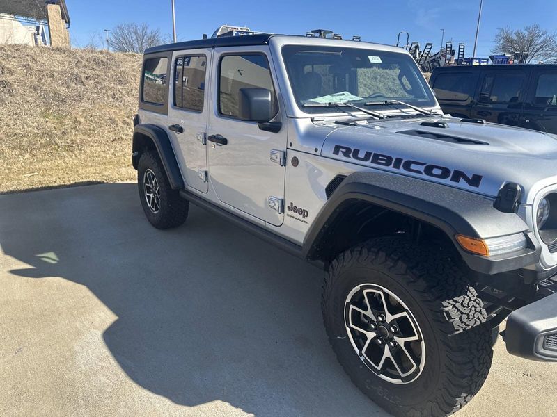 2024 Jeep Wrangler 4-door RubiconImage 4