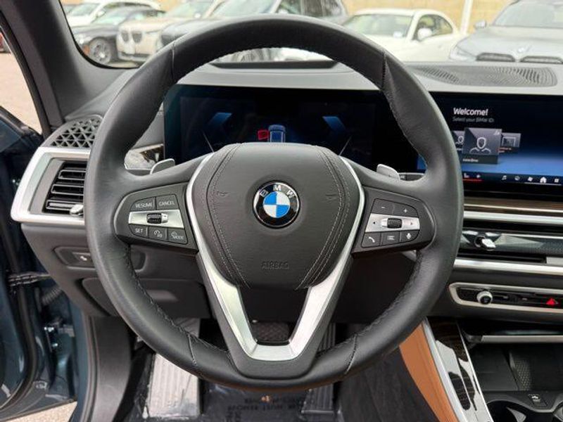 Used 2025 BMW X5 xDrive40iImage 24