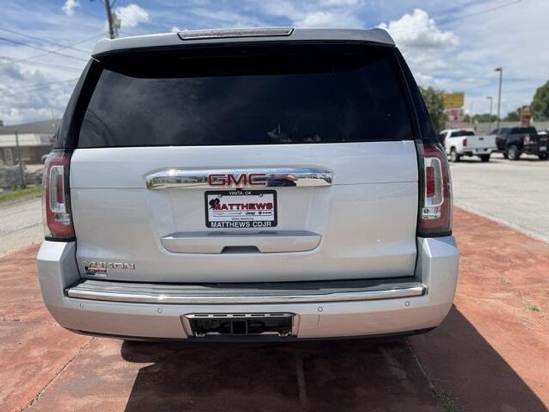 2017 GMC Yukon DenaliImage 6