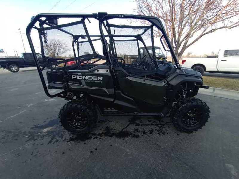 2025 Honda PIONEER 10005 DELUXE 
