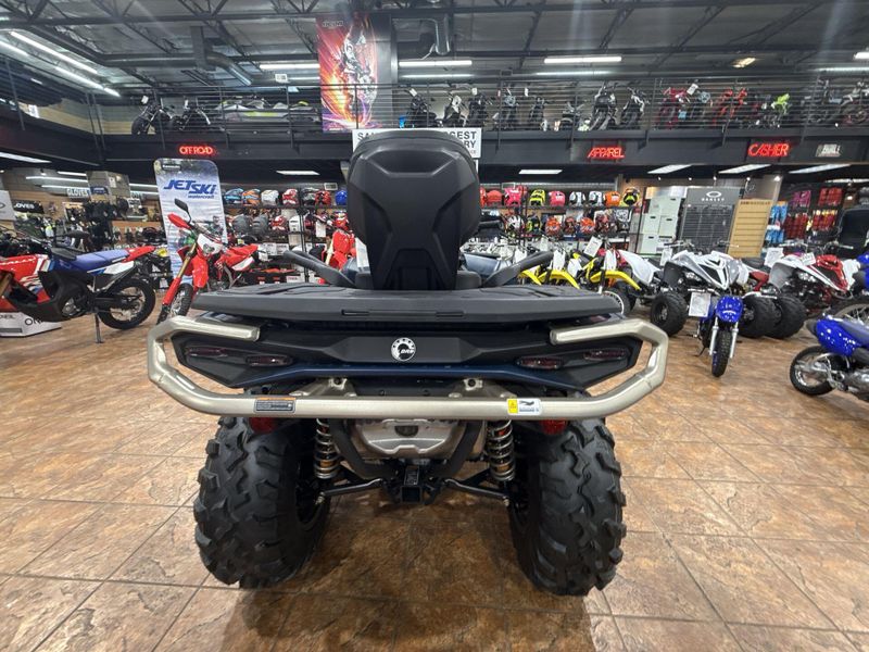 New 2026 Can-Am OUTLANDER MAX LIMITED 1000R Image 12