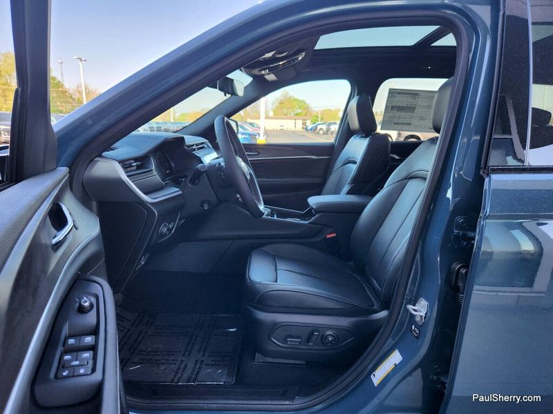 New 2026 Jeep Grand Cherokee Limited Reserve 4x4