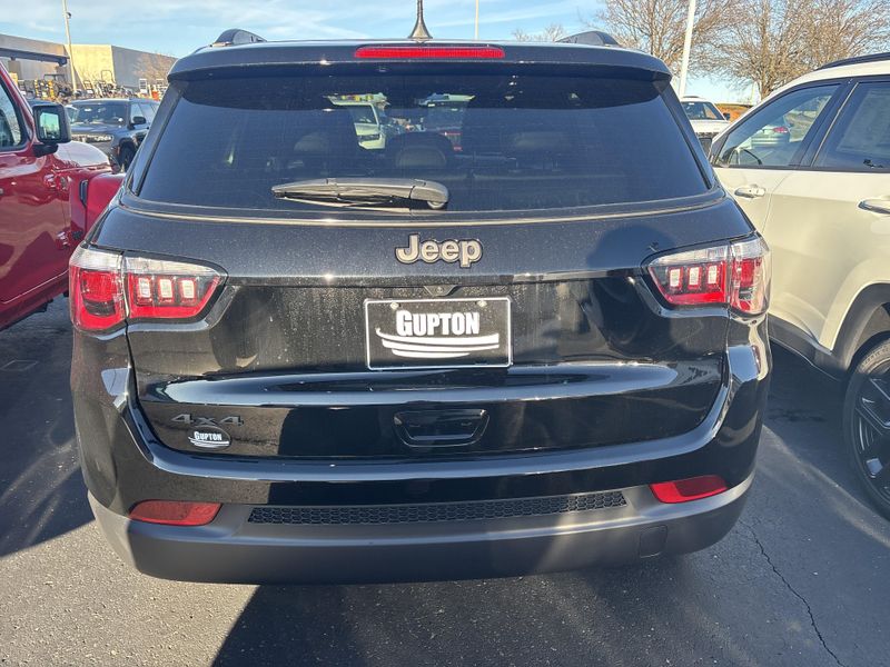 New 2026 Jeep Compass Latitude Altitude 4x4Image 8