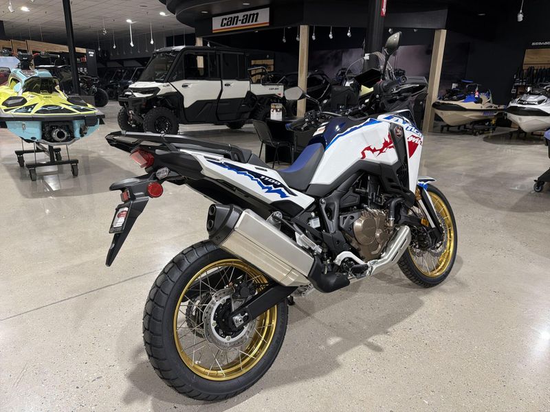 New 2026 Honda AFRICA TWIN Image 17
