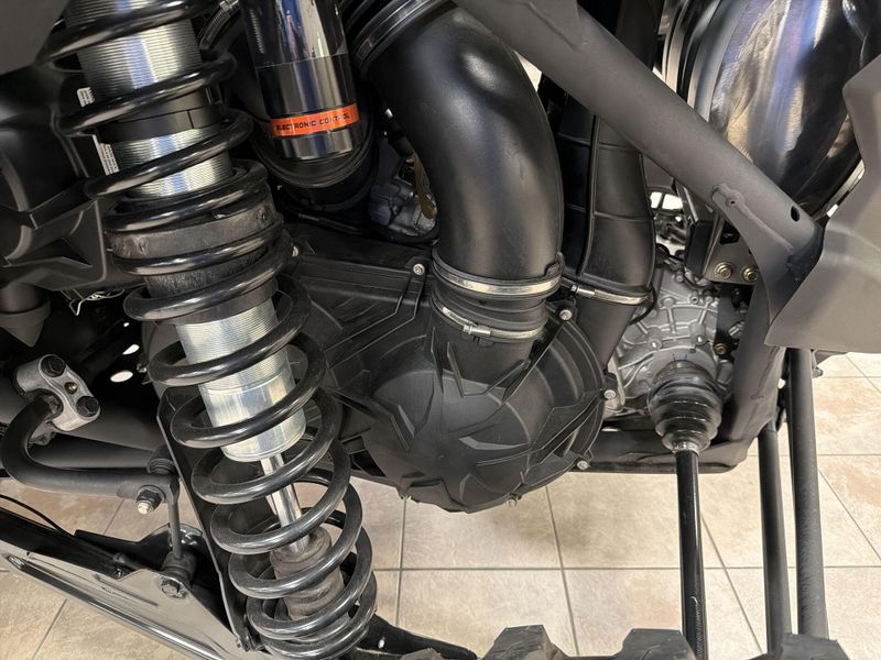 New 2025 Can-Am MAVERICK X3 MAX X RS TURBO RR SMART-SHOX Image 21