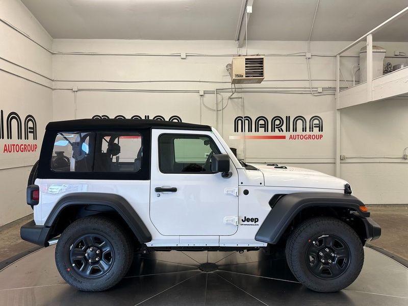 2024 Jeep Wrangler 2-door SportImage 4