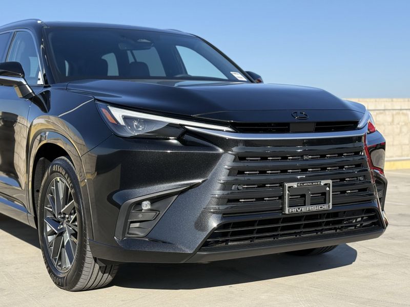2025 LEXUS TX 350 PremiumImage 3
