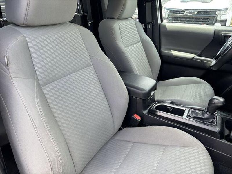 Used 2023 Toyota Tacoma SRImage 11