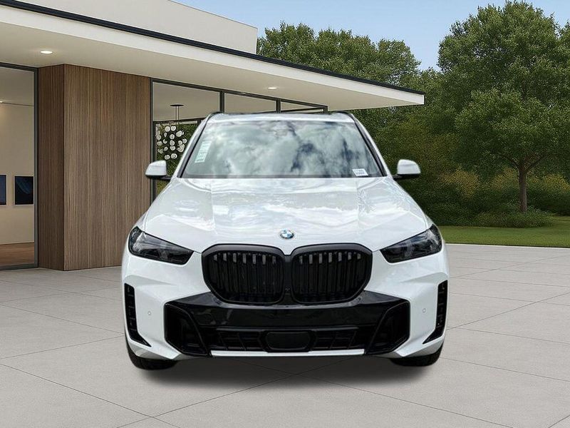 New 2026 BMW X5 sDrive40iImage 4