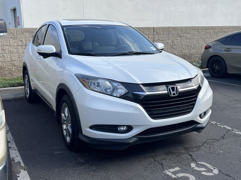 Used 2016 Honda HR-V EXImage 2