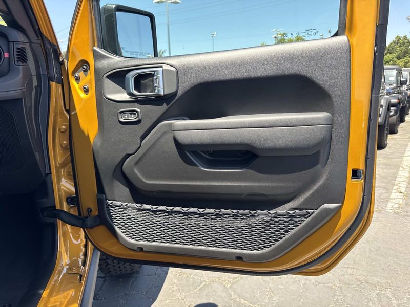 New 2026 Jeep Wrangler 4-door Rubicon