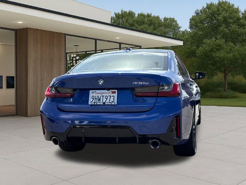 Used 2023 BMW 3 Series 330e iPerformanceImage 9