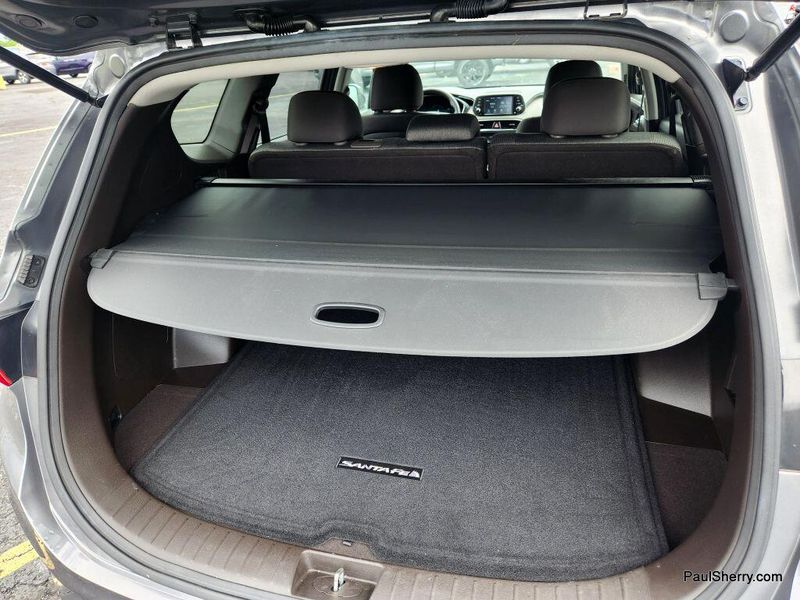 Used 2019 Hyundai Santa Fe SELImage 19
