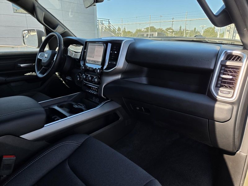 New 2026 RAM 1500 Express Crew Cab 4x4 5'7' Box